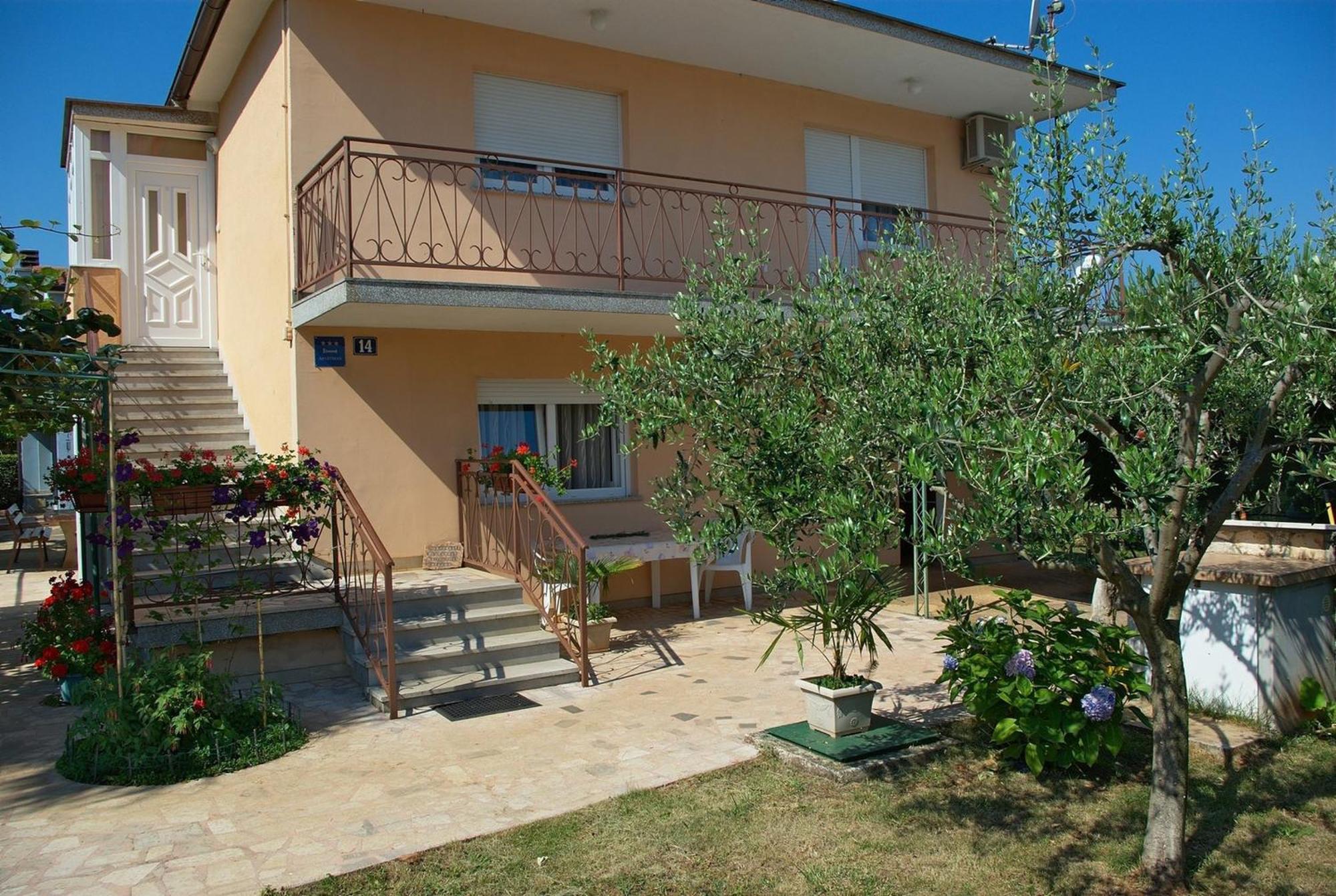 Apartments & Rooms Barbara Umag Exteriör bild